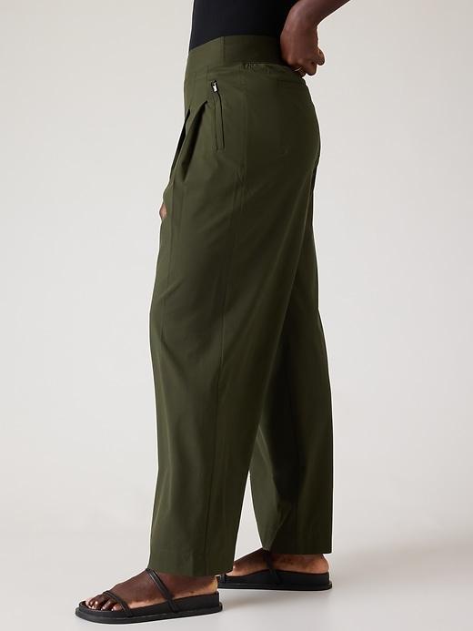 Brooklyn Heights High Rise Pleated Wide Leg Pant Product Image