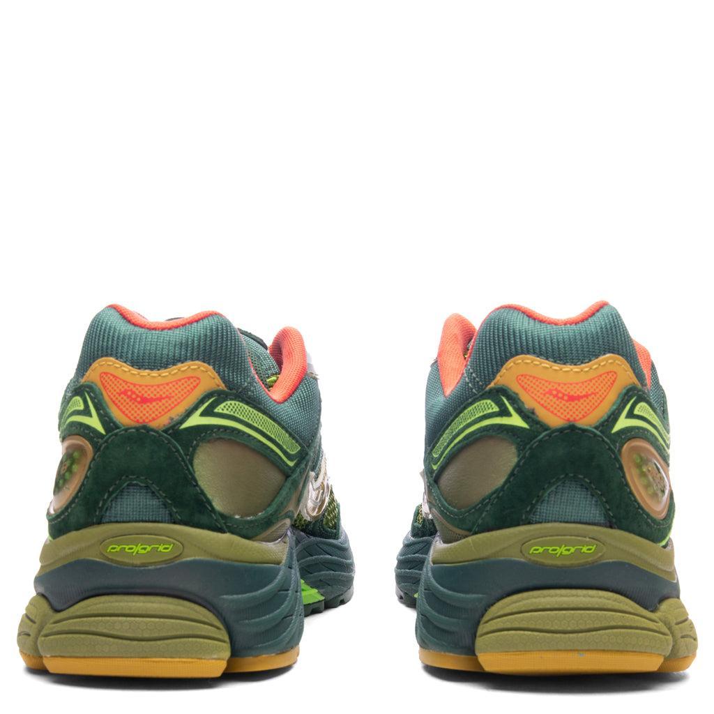 Saucony x Starcow Progrid Omni 9 - Green/Orange Male Product Image