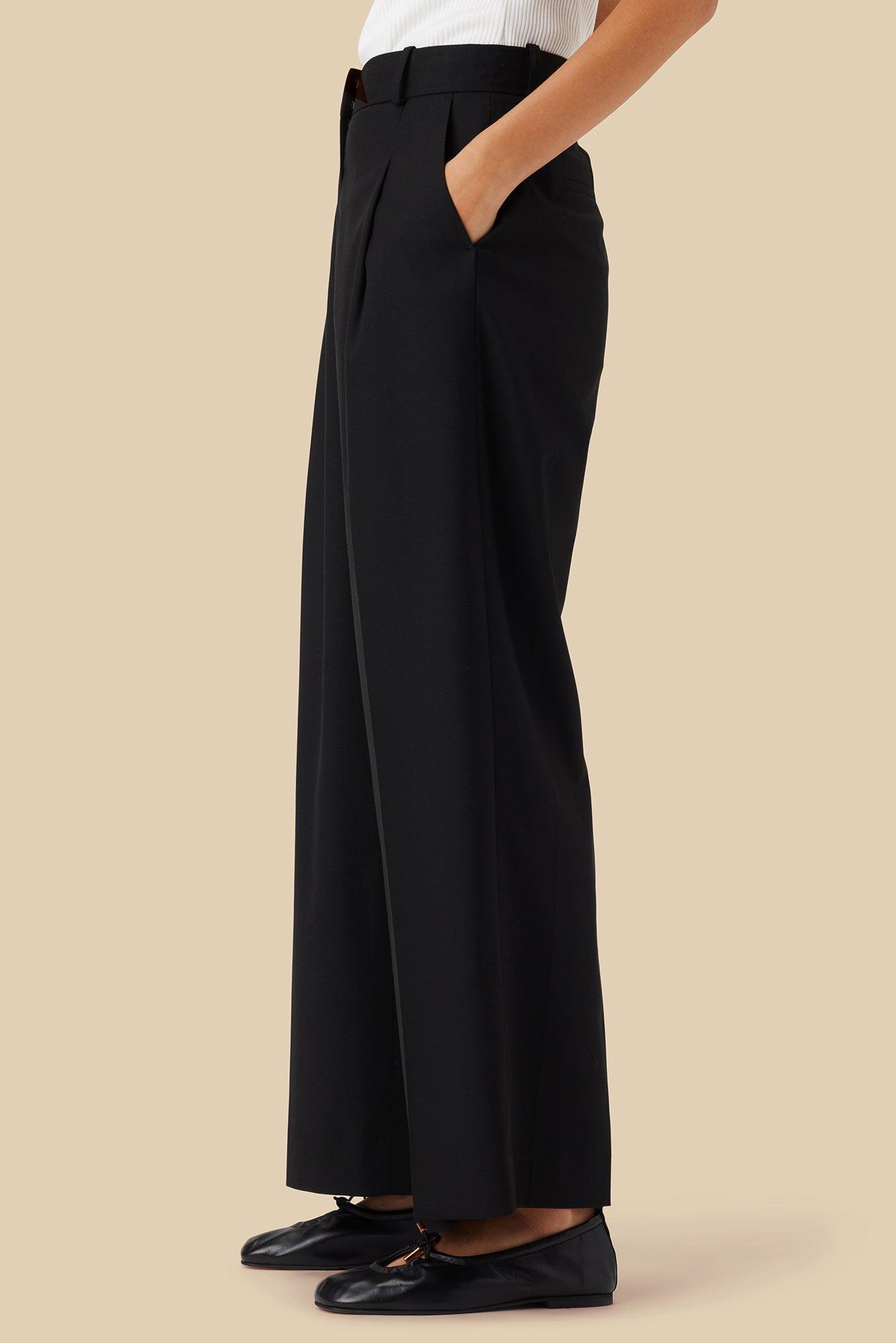 Pleated Wide Leg Trouser - Black Product Image