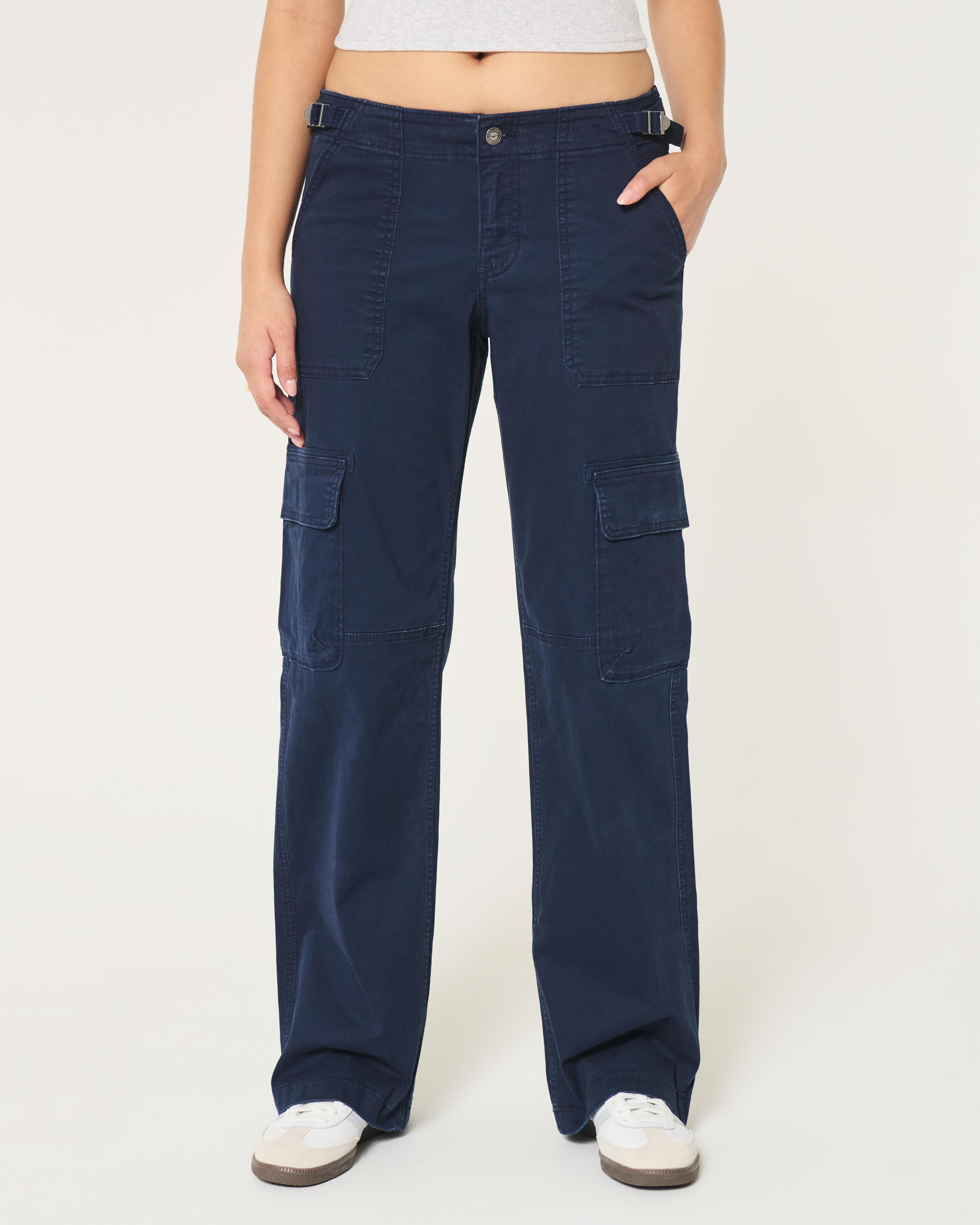 Low-Rise Baggy Cargo Pants Product Image