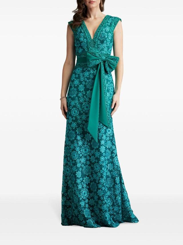 embroidered V-neck gown Product Image