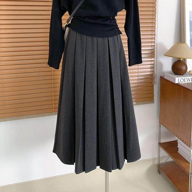 High Waist Plain Maxi A-Line Pleated Skirt Product Image