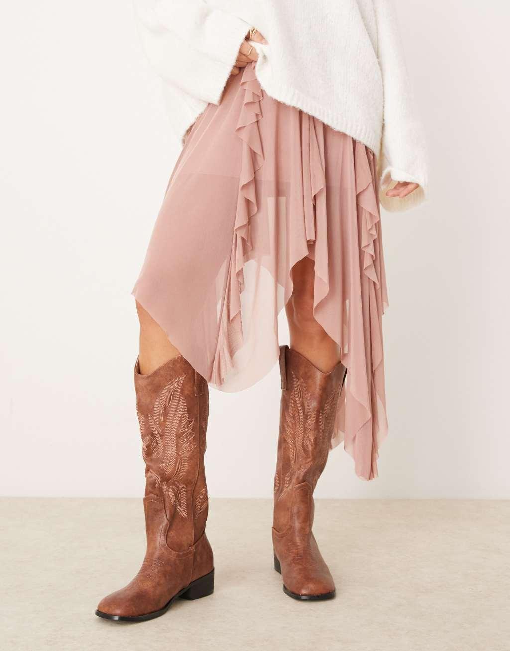 Glamorous western knee boots in brown Product Image