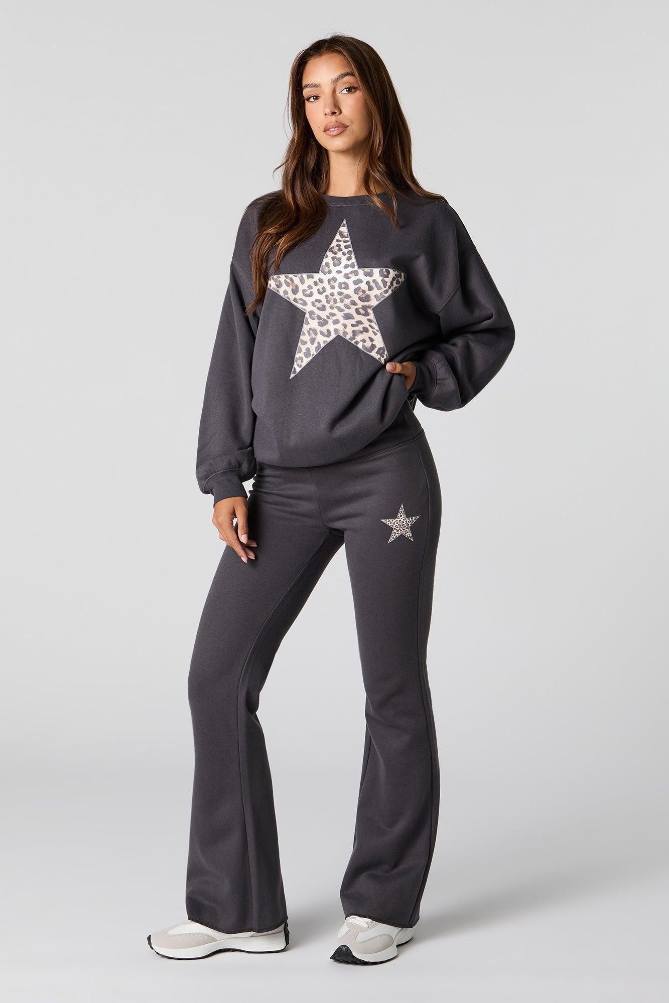 Graphic Flare Fleece Sweatpant Female Product Image