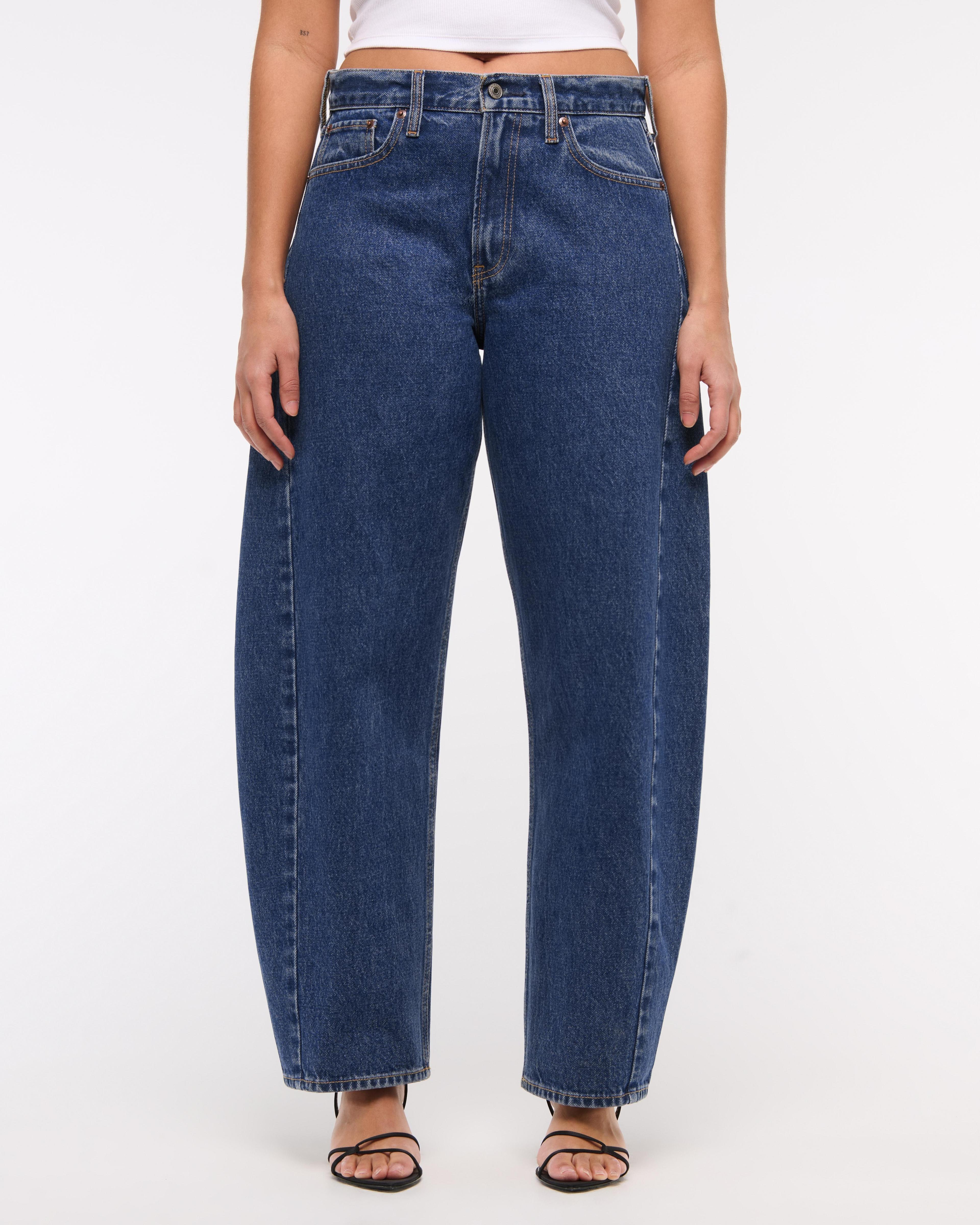 Curve Love Mid Rise Barrel Jean Product Image