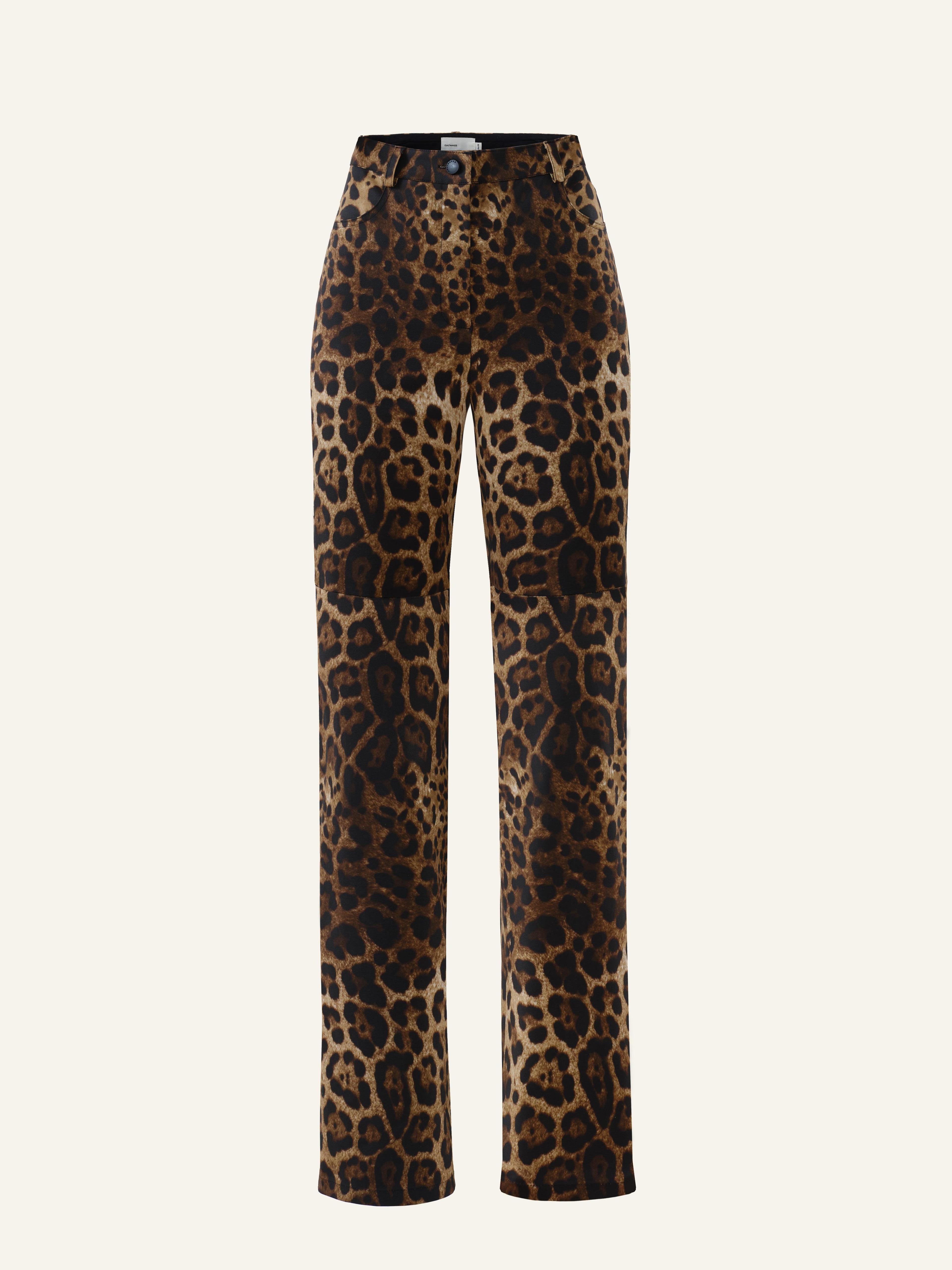 Bundle: Killa bandeau in Leopard + Killa pants in Leopard Product Image