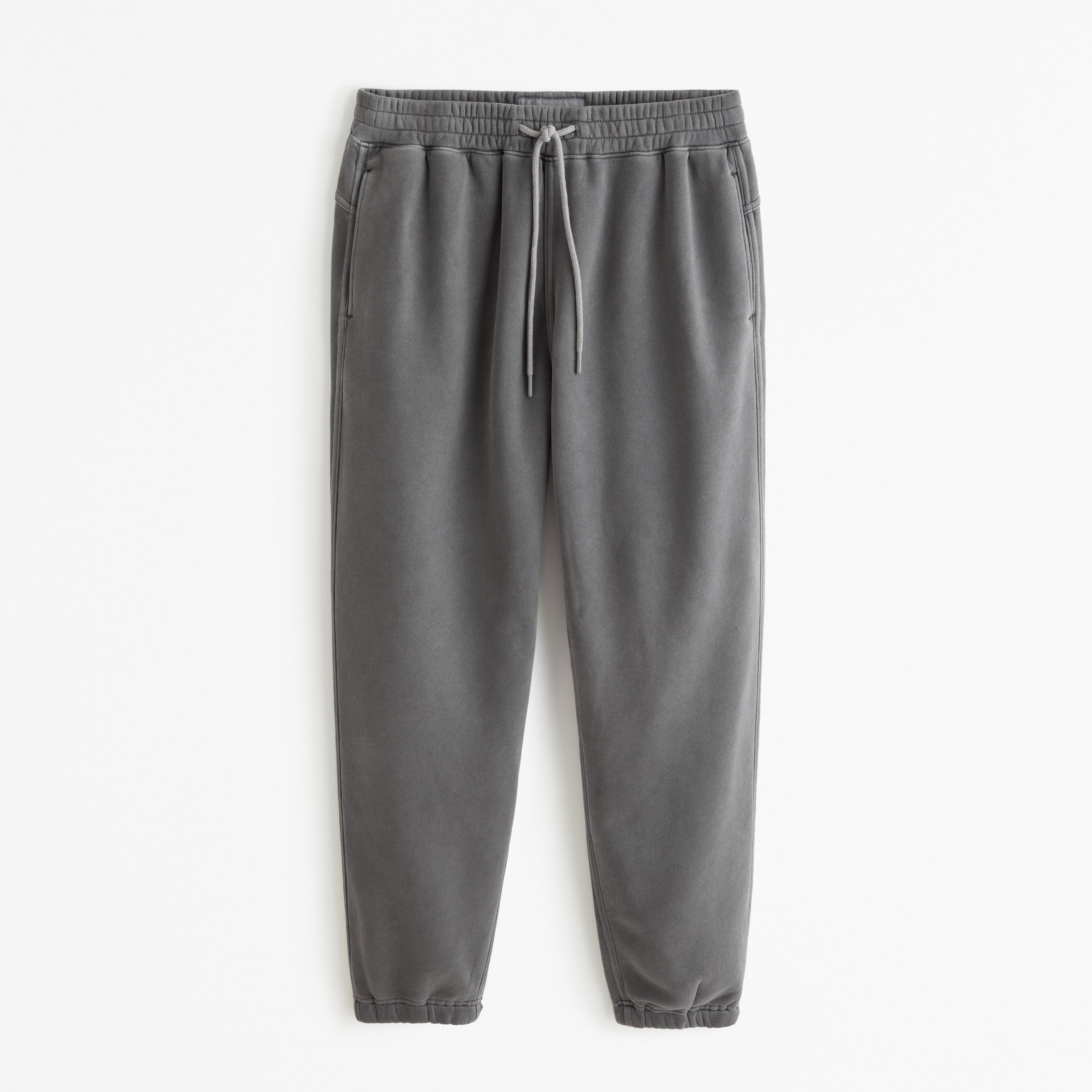 Essential Sweatpant Product Image