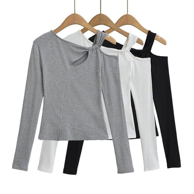 Long Sleeve Cold Shoulder Plain Cutout Top Product Image