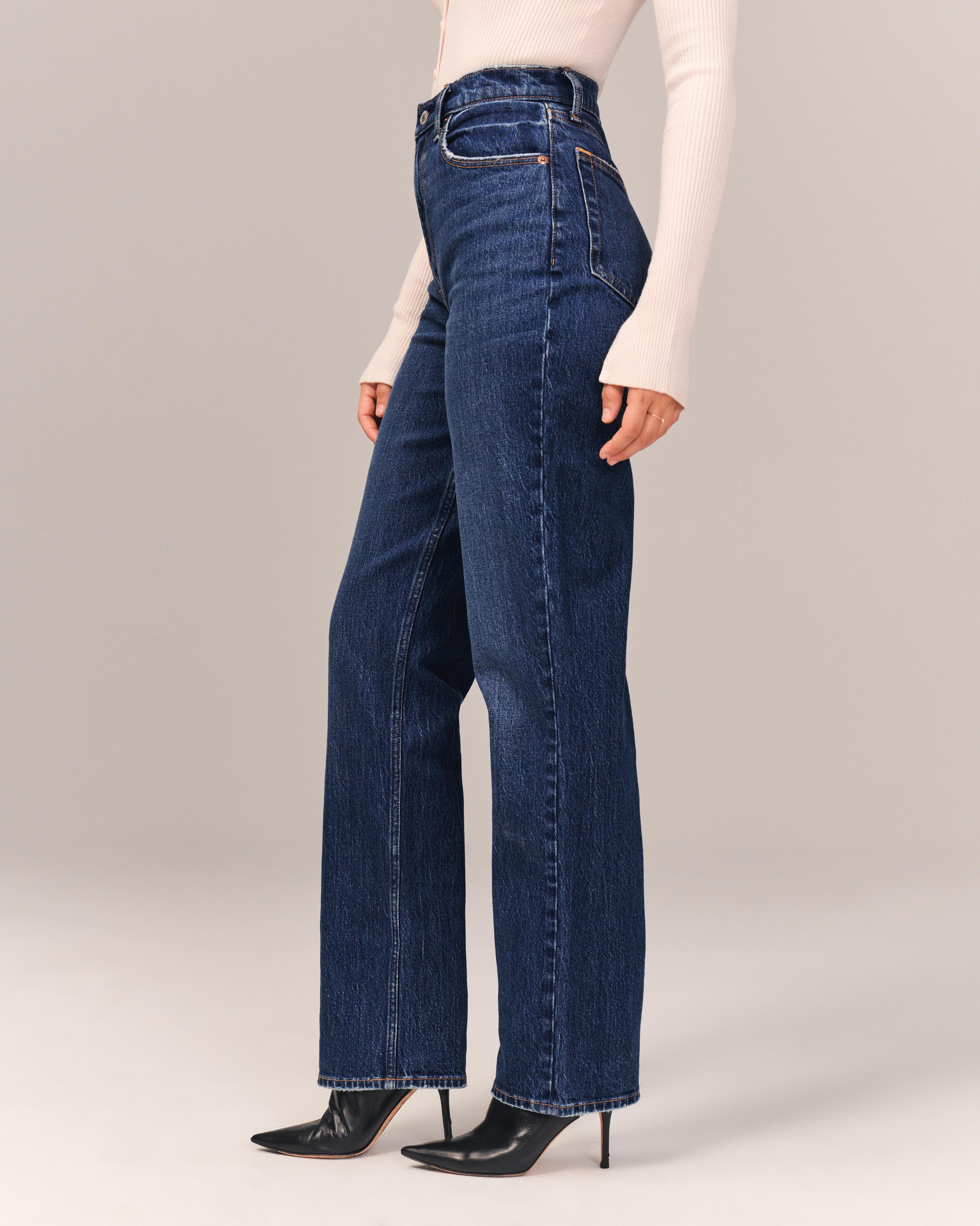 Curve Love Ultra High Rise 90s Straight Jean Product Image