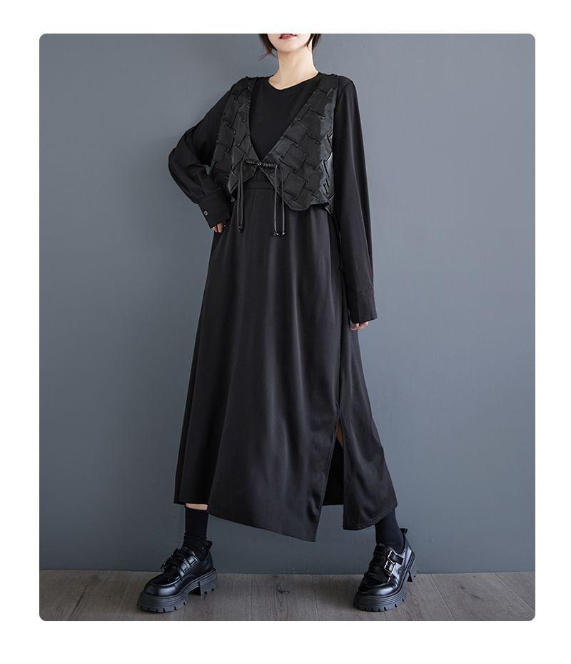 Long-Sleeve Round Neck Mock Two-Piece Frog Buttoned Slit Midi Tunic Dress Product Image