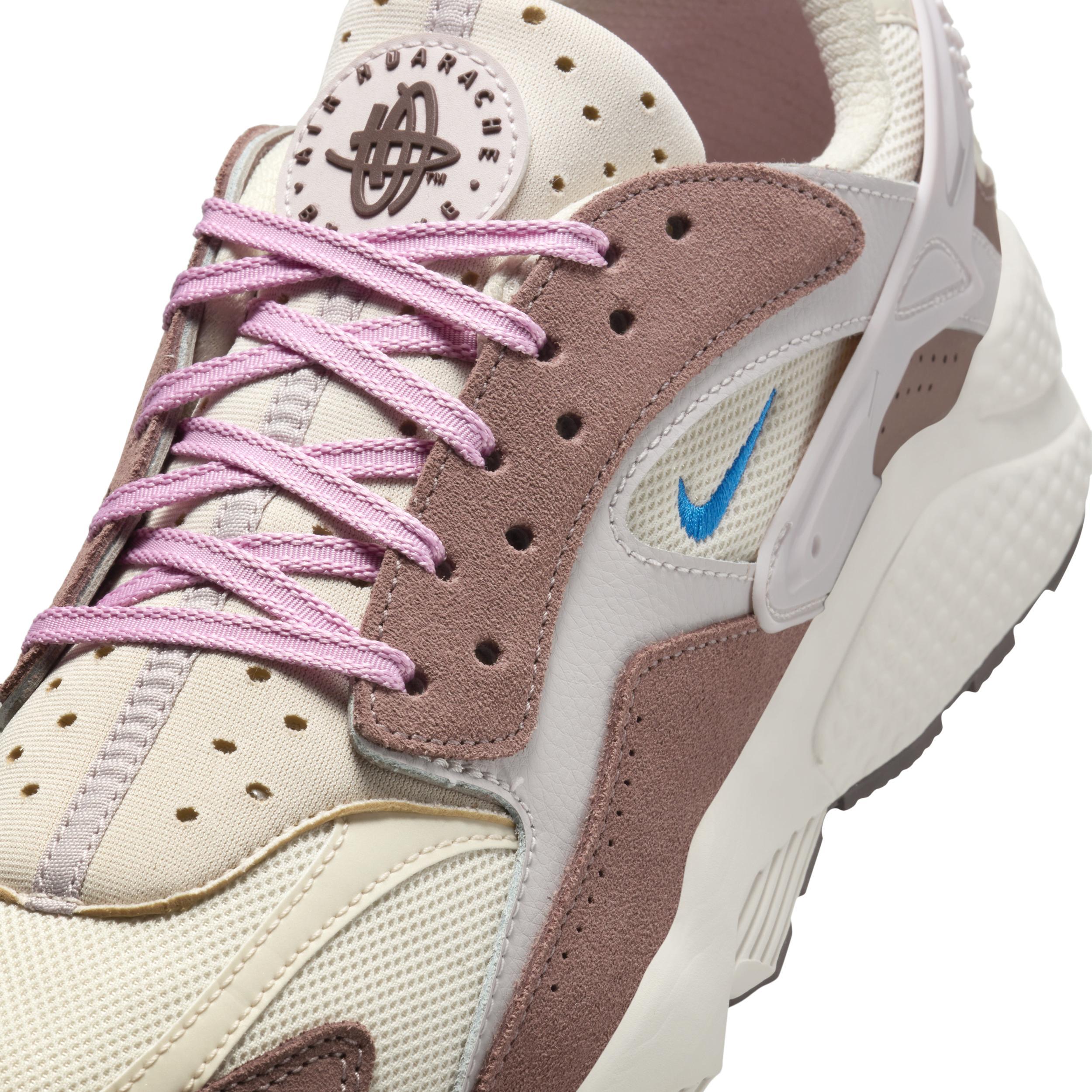 Nike Men's Air Huarache Runner Shoes Product Image