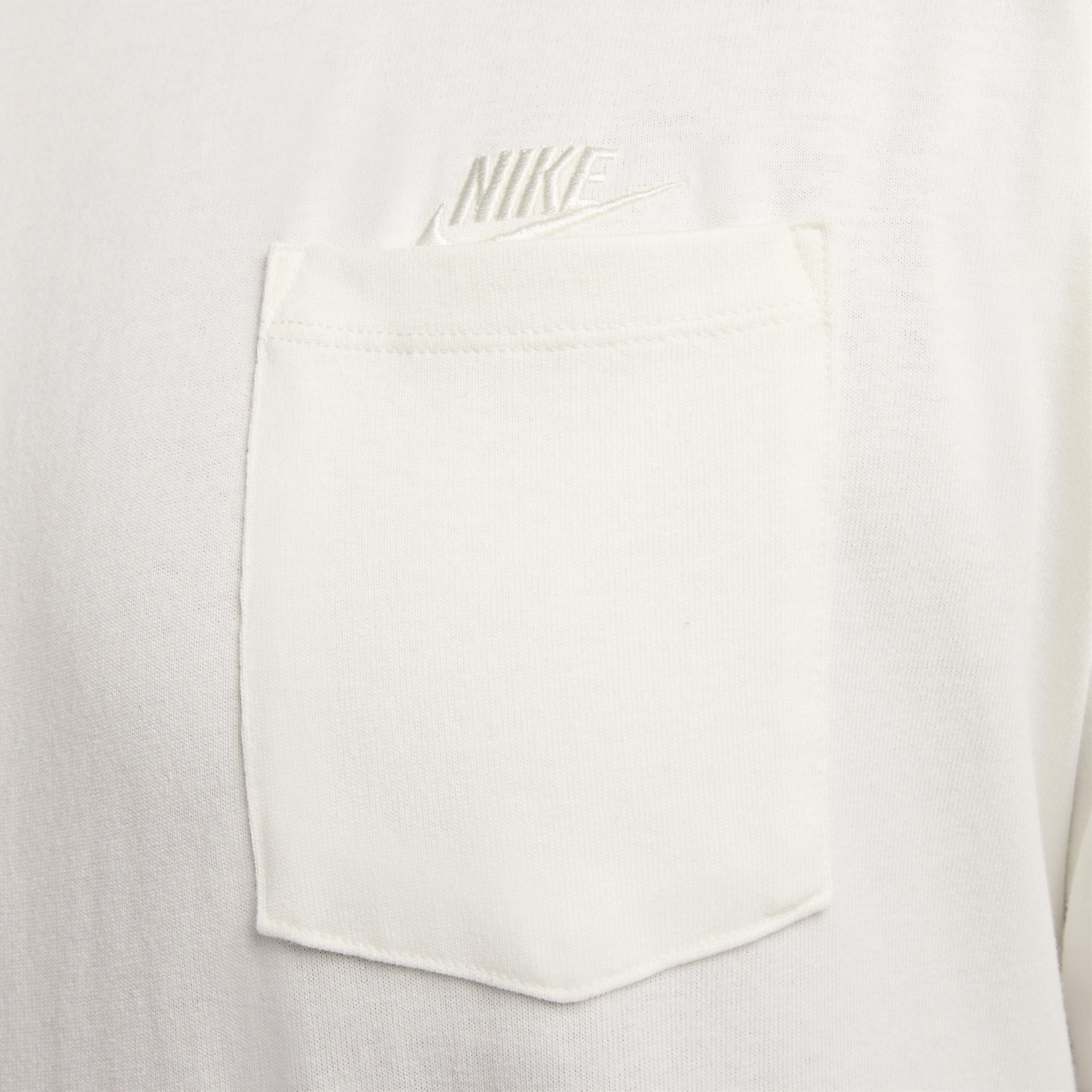 Men's Nike Sportswear Premium Essentials Long-Sleeve Pocket T-Shirt Product Image