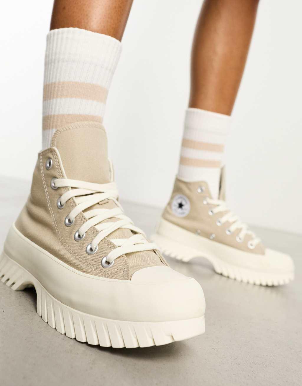 Converse Chuck Taylor All Star Lugged 2.0 platform sneakers in sand Product Image