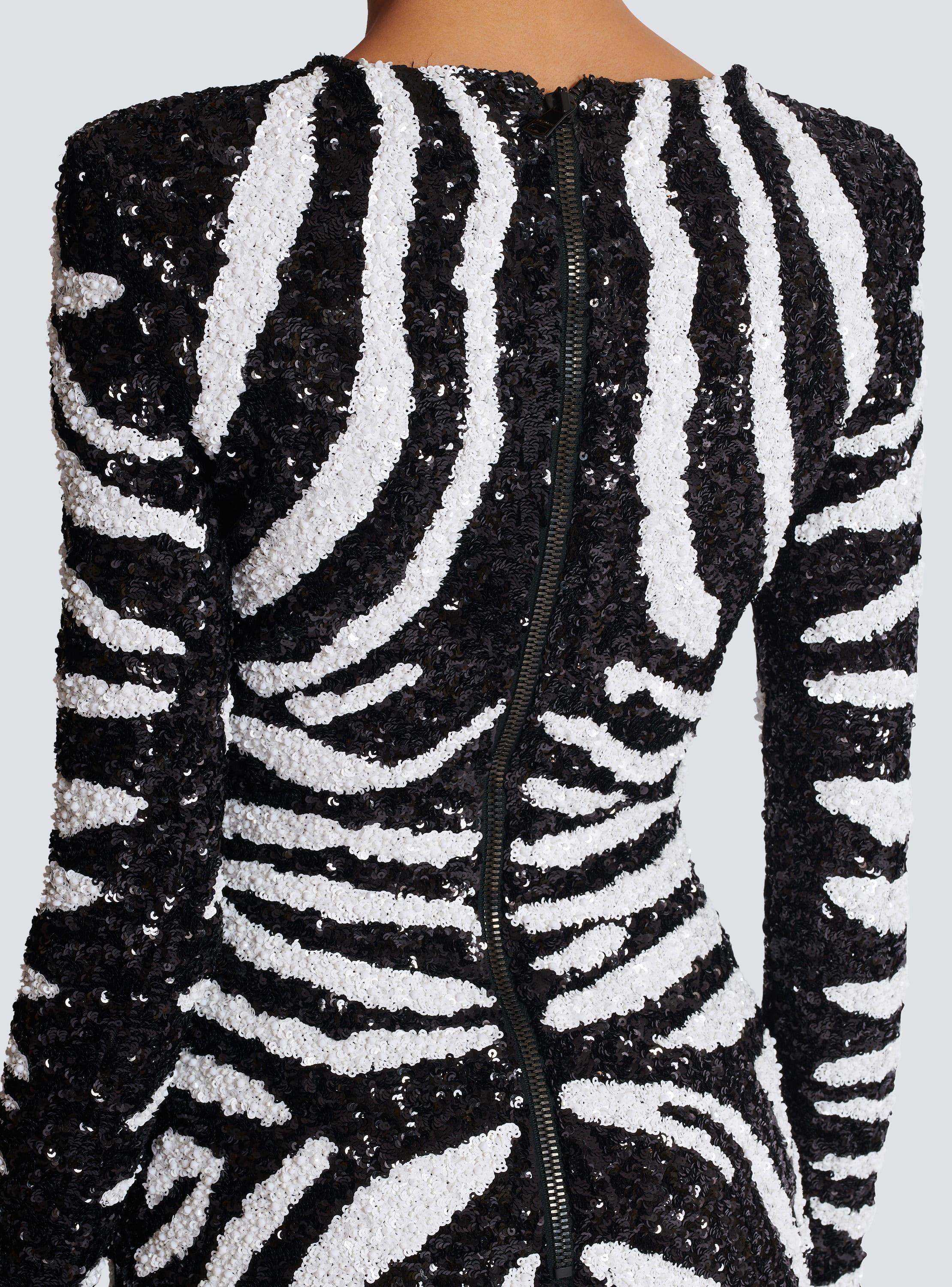 Short two-tone zebra sequin dress Product Image