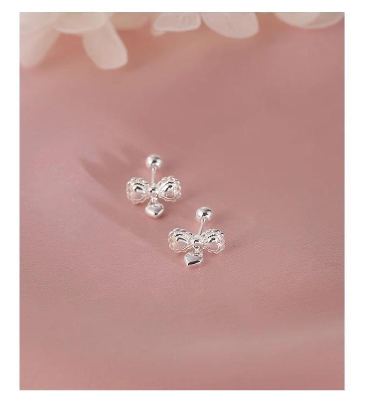 Bow Stud Earring Product Image