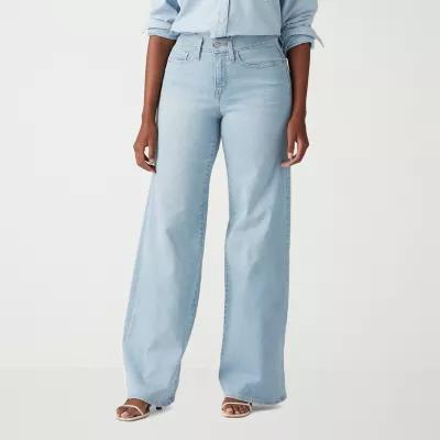 Levi's Womens Mid Rise Wide Leg Jean Product Image