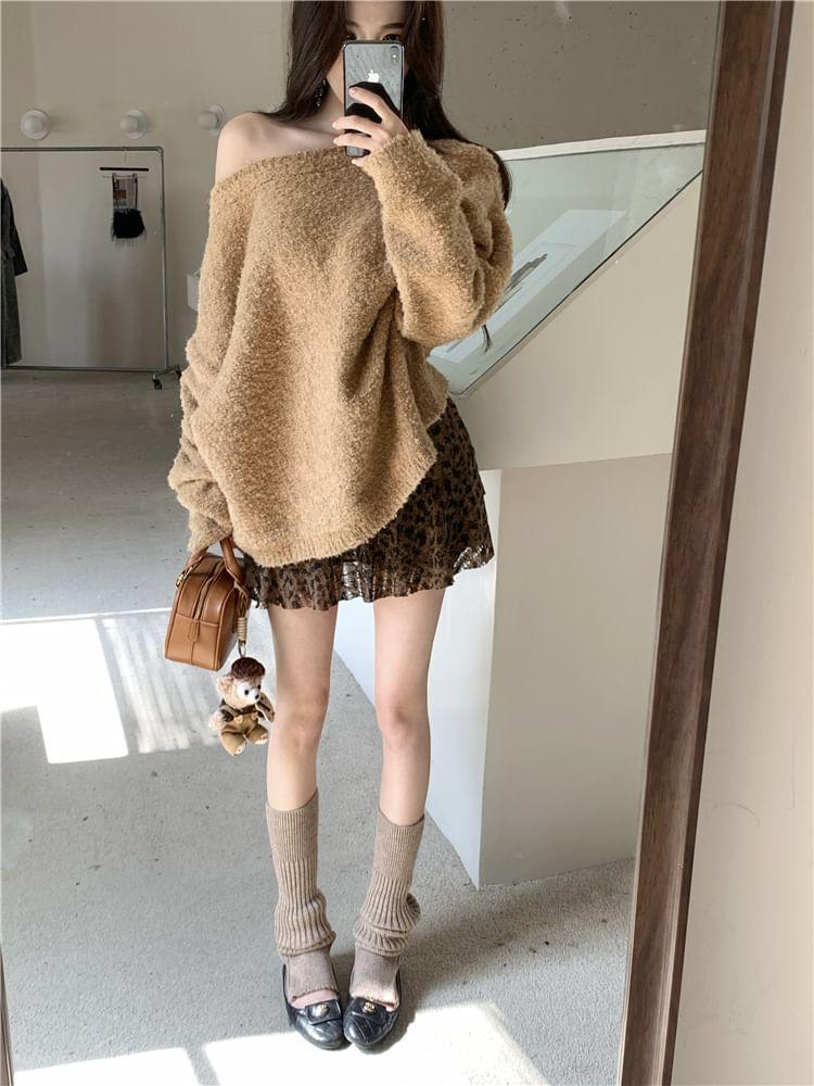 Off-Shoulder Plain Sweater / High Waist Leopard Print Mini A-Line Skirt Product Image