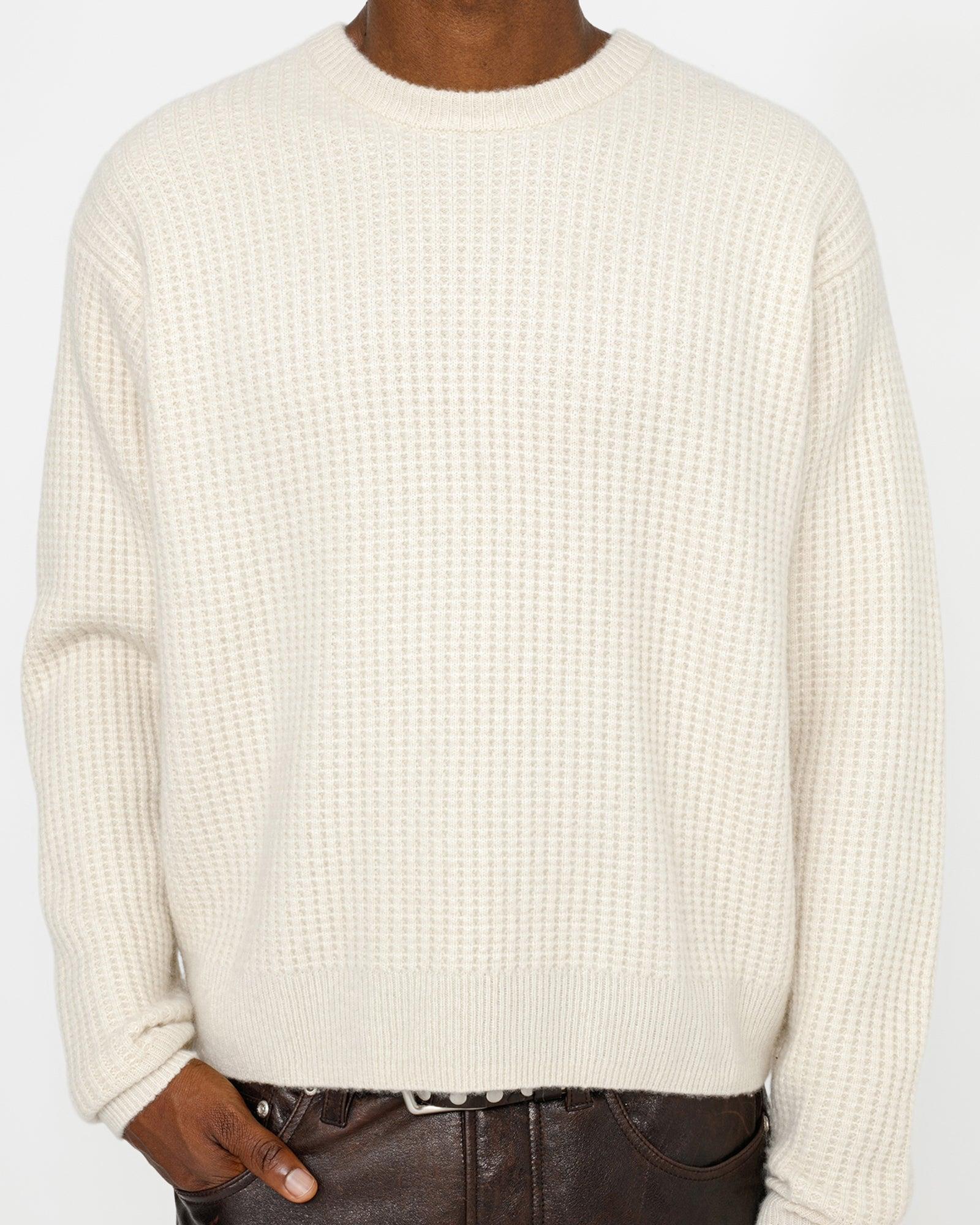 WAFFLE KNIT CASHMERE CREW Male Product Image