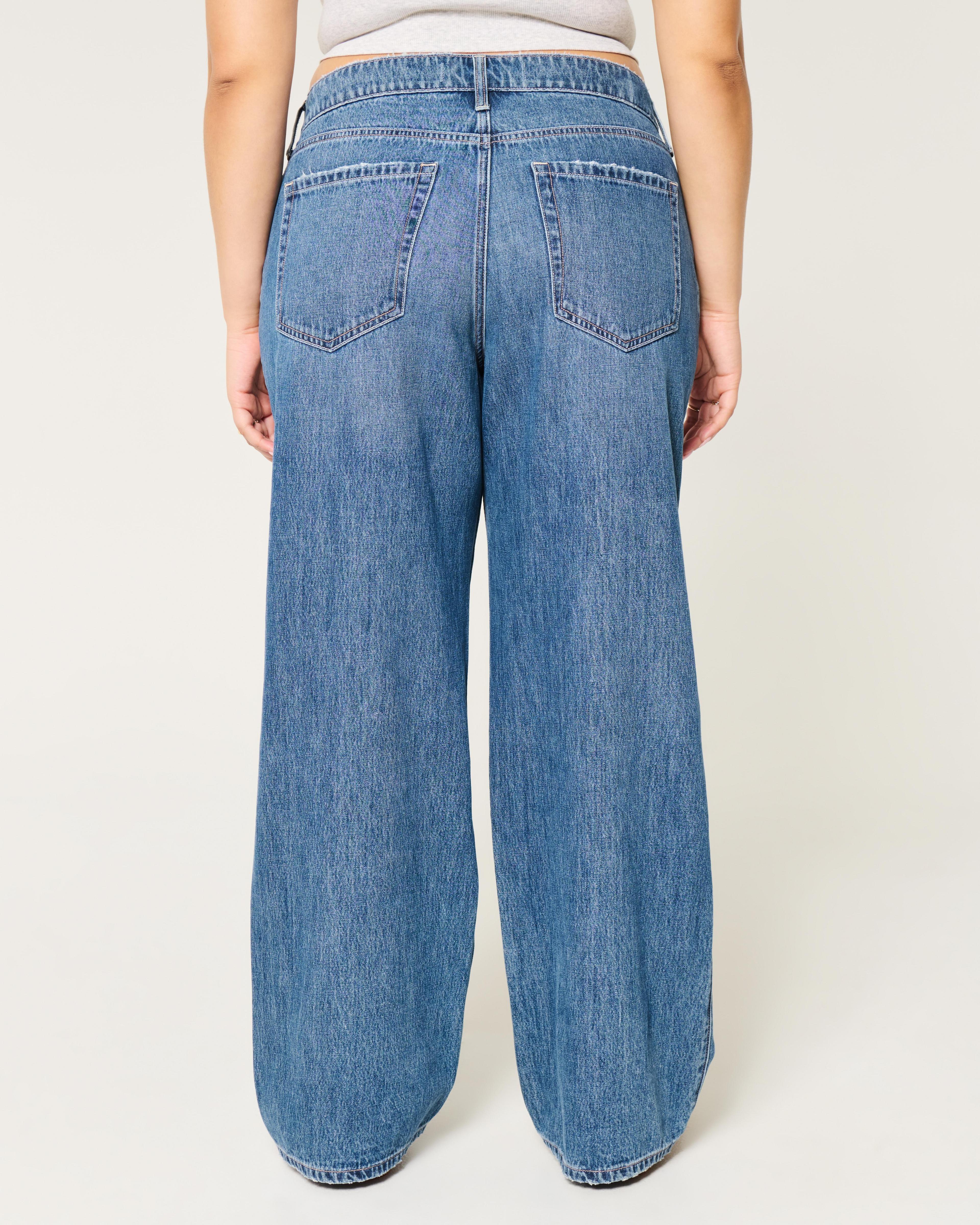 Curvy Mid-Rise Medium Wash Baggy Jeans Product Image