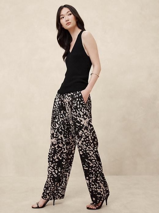 Relaxed Trouser Product Image