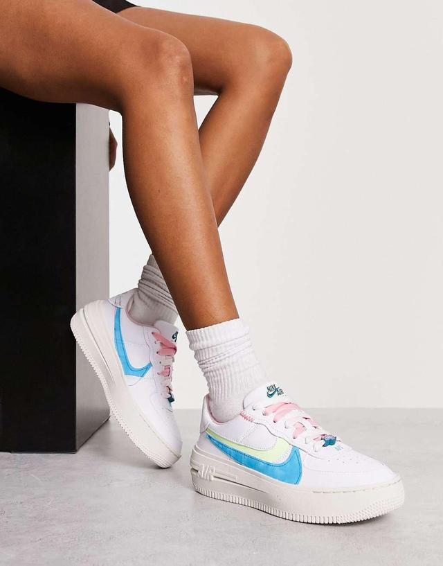 Nike Air Force 1 PLT.AF.ORM sneakers in sail white and baltic blue Product Image