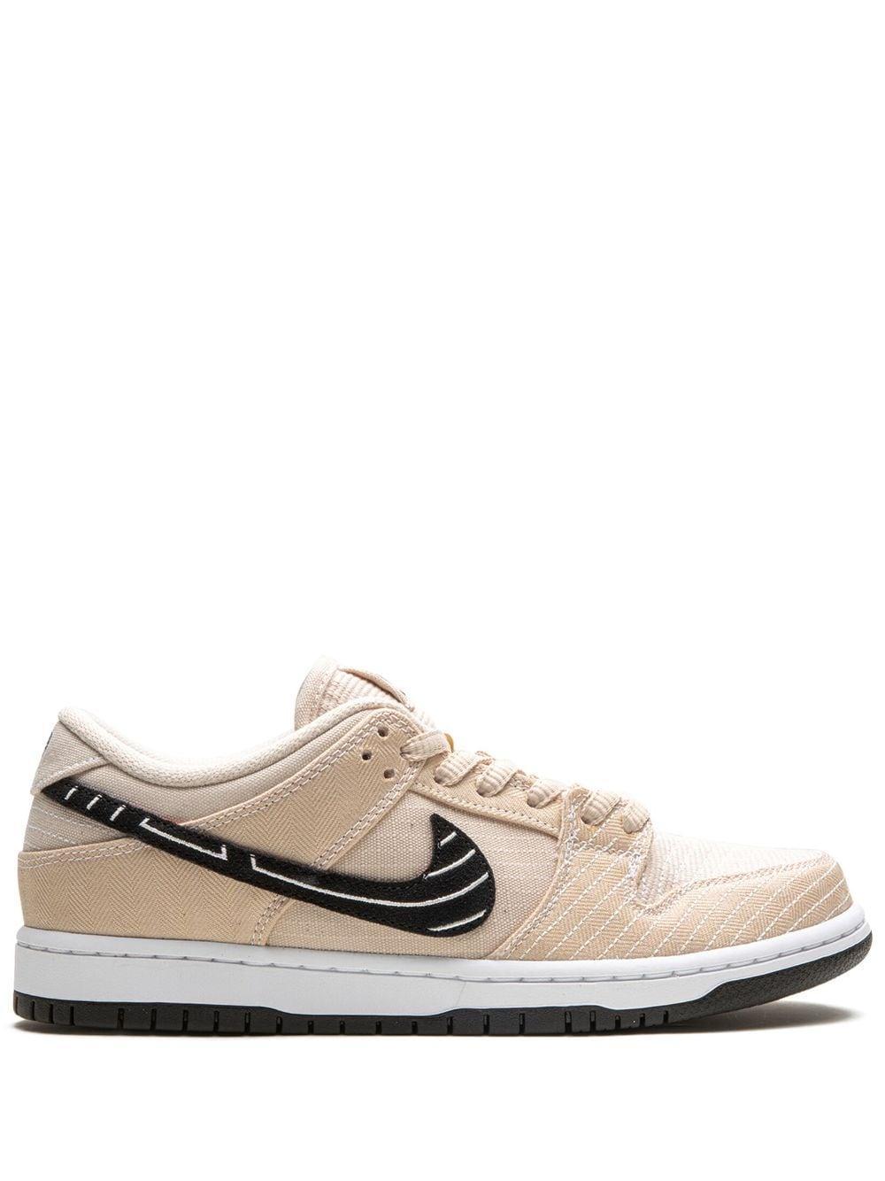 Dunk Low "albino & Preto In Neutrals Product Image