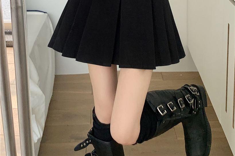 High Rise Plain Mini Pleated Skirt Product Image