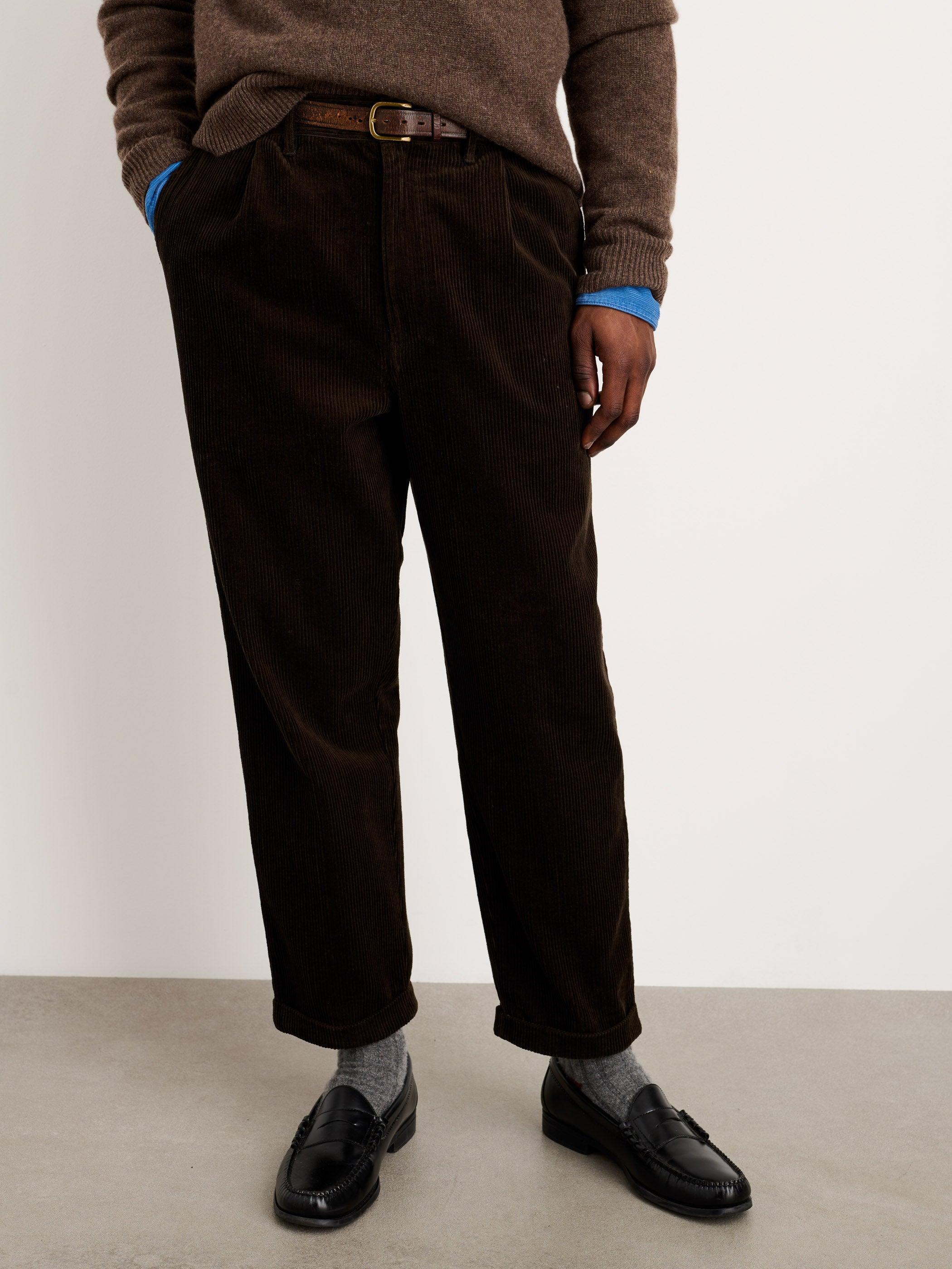 Standard Pleated Pant in Corduroy Male Product Image