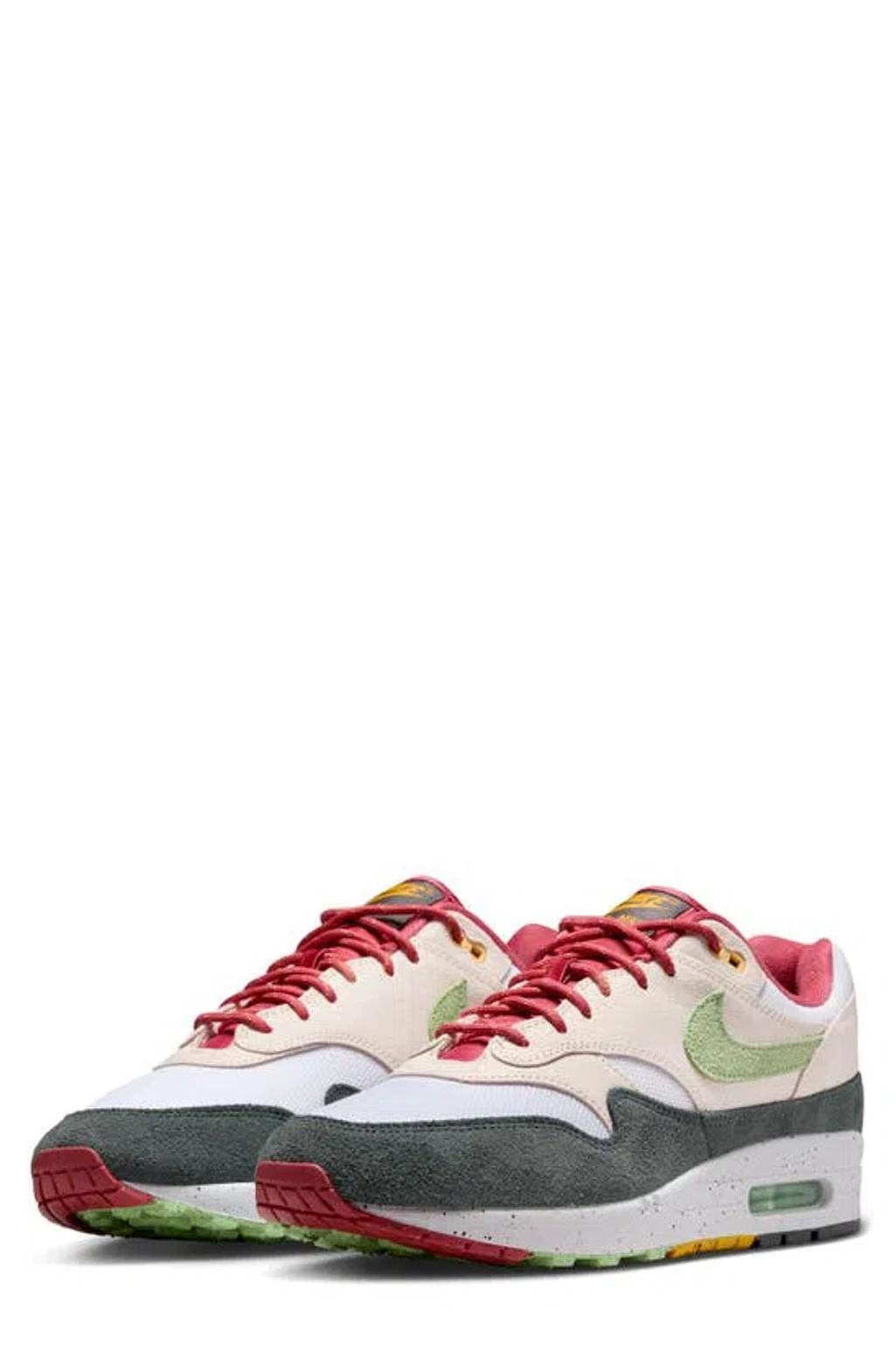 Air Max 1 Sneaker In Pink Product Image