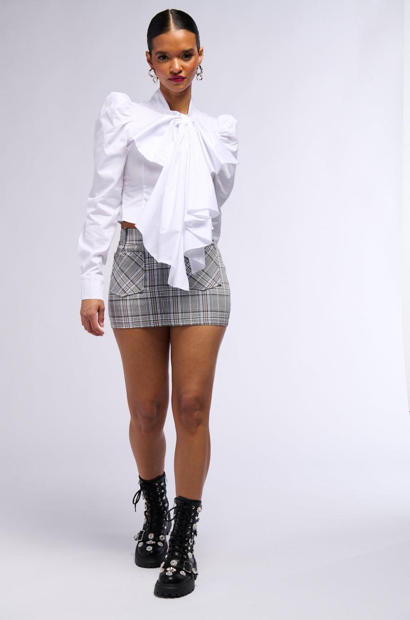 RUSHING BACK PLAID MINI SKIRT Product Image