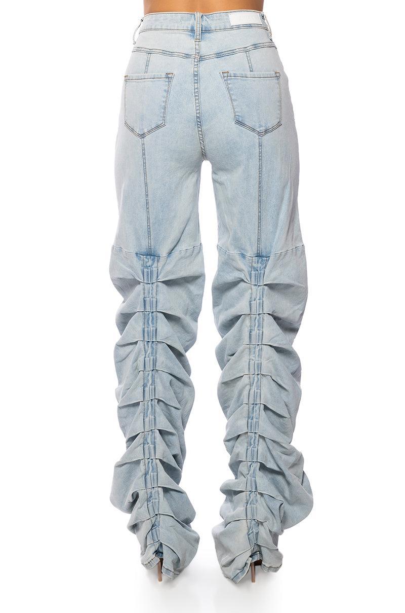 NEVER CHANGE RUCHED RELAXED FIT JEANS IN LIGHT BLUE DENIM Product Image