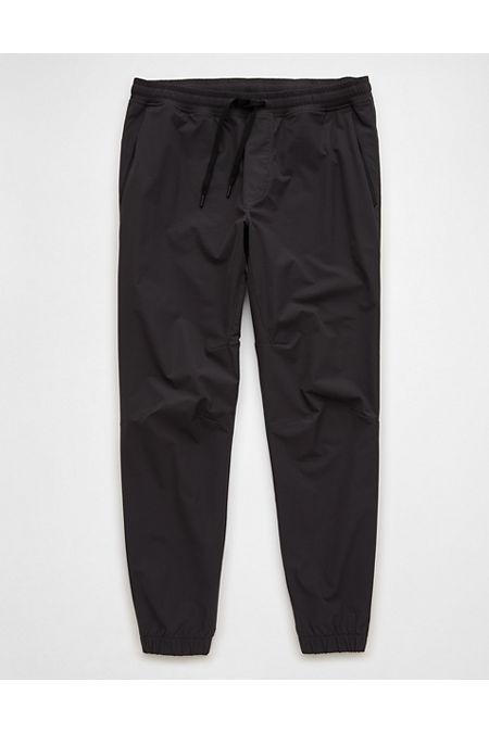 AE 247 Tech Jogger Men's Product Image