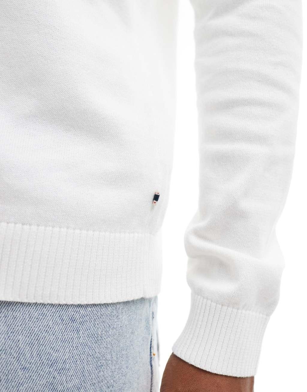 Jack & Jones crew neck sweater in white Product Image