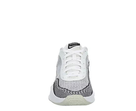 Nike Men's Fly Knit G.t. Hustle Academy Basketball Shoe Product Image