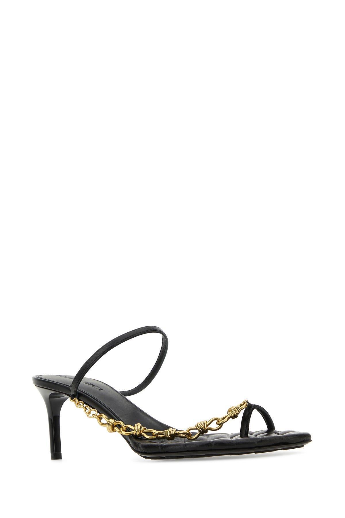 Leather Chain Toe-ring Slide Sandals In Nero Product Image