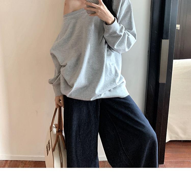 Long-Sleeve Off Shoulder Plain Sweatshirt Product Image