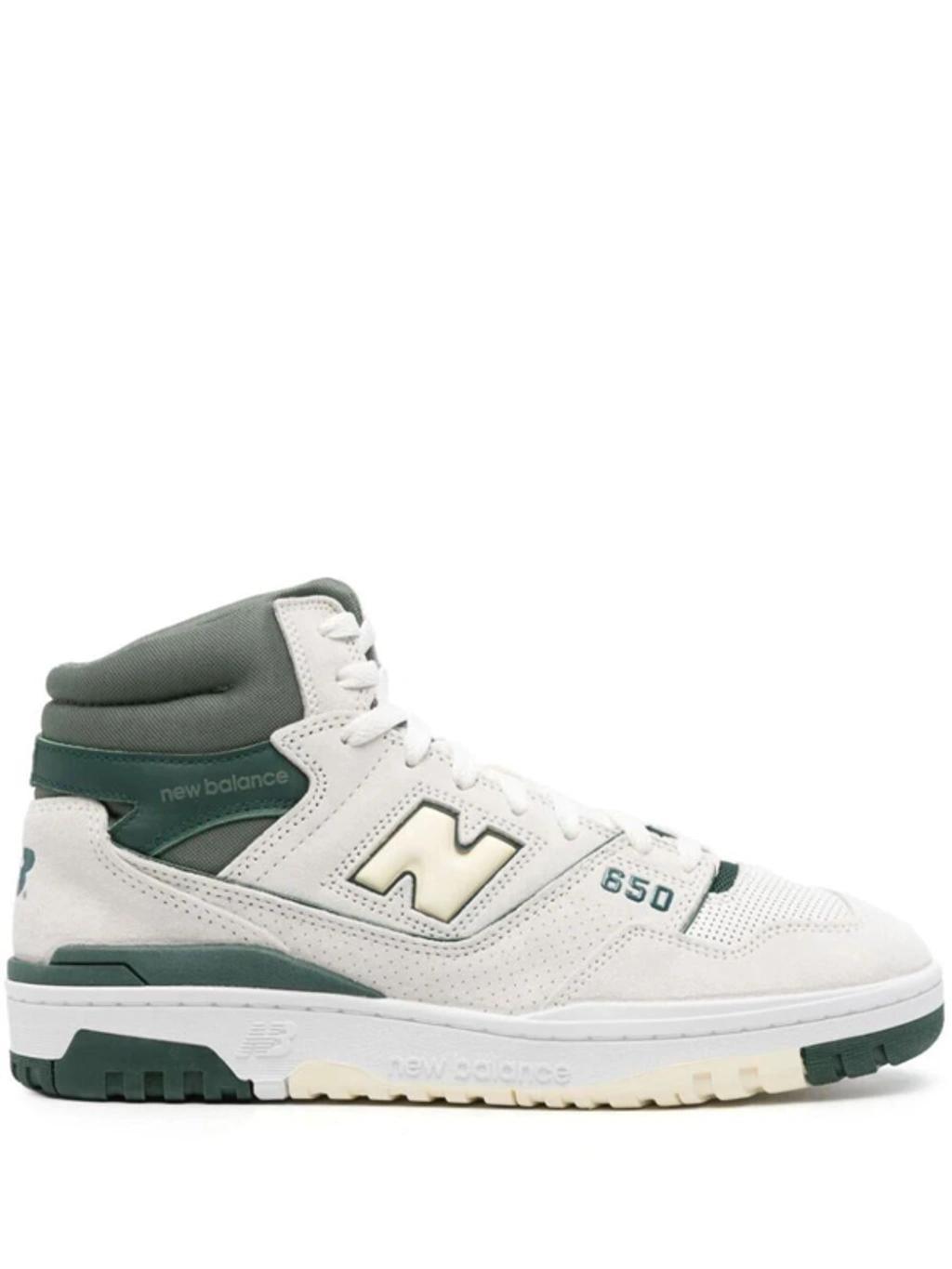 NEW BALANCE 550 Leather And Suede Sneakers In Beige Product Image