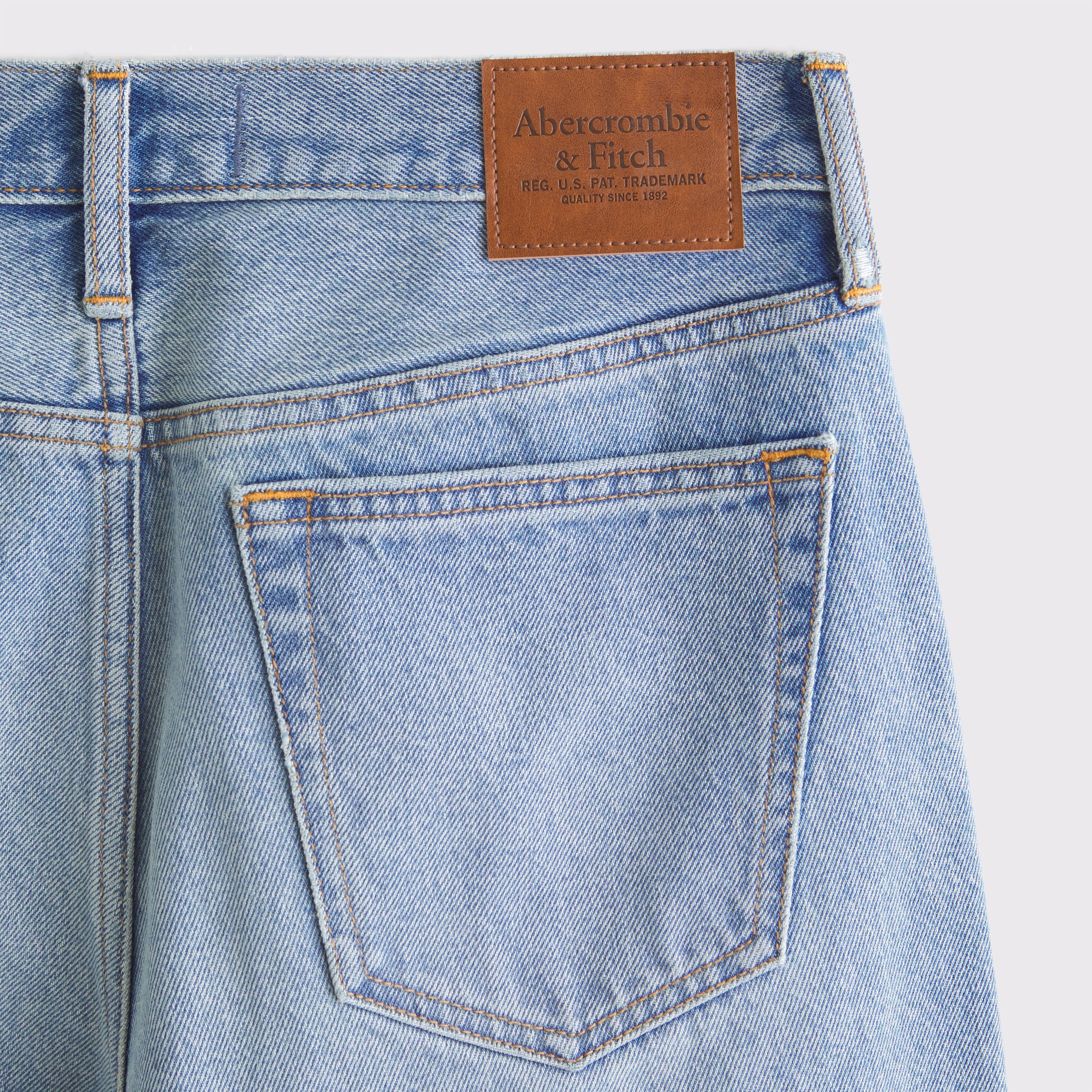 Loose Jean Product Image