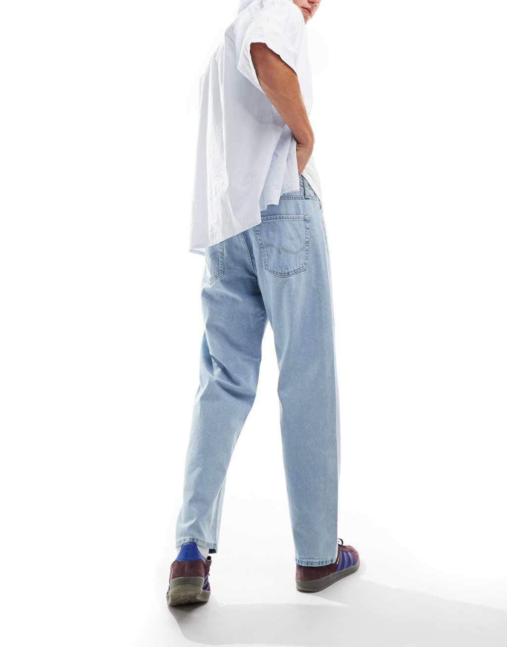 Jack & Jones Eddie loose fit jeans in light blue wash Product Image