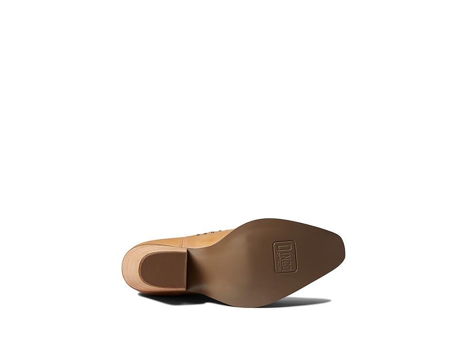 Dingo Poppy Women's Shoes Product Image