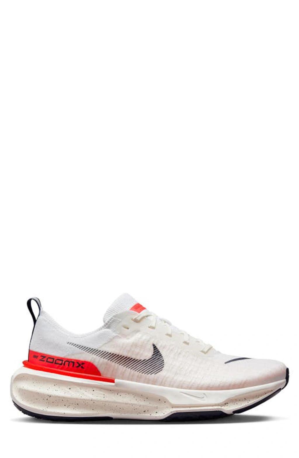 NIKE Men's Invincible 3 Road Running Shoes In White/obsidian/sail Product Image