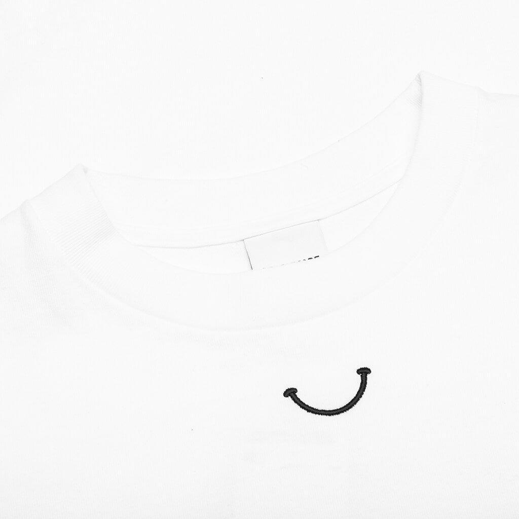 Smile S/S T-Shirt - White Male Product Image