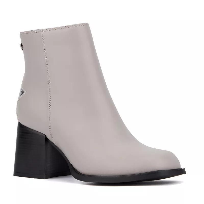 Olivia Miller Star Womens Ankle Boots Product Image