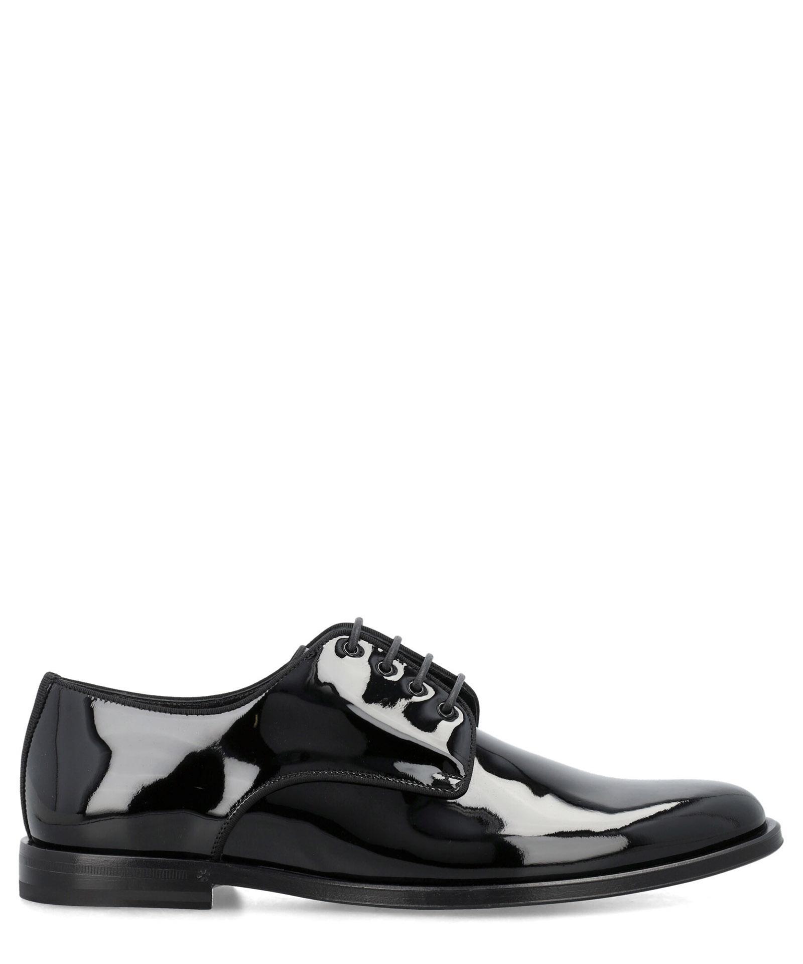 Loafers In Black Product Image