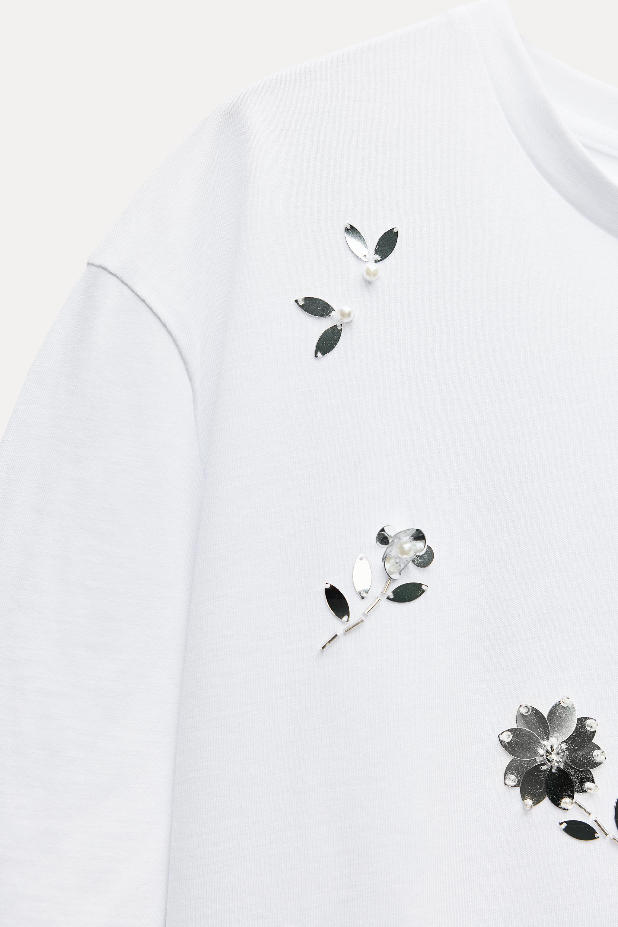 JEWEL FLORAL T-SHIRT Product Image