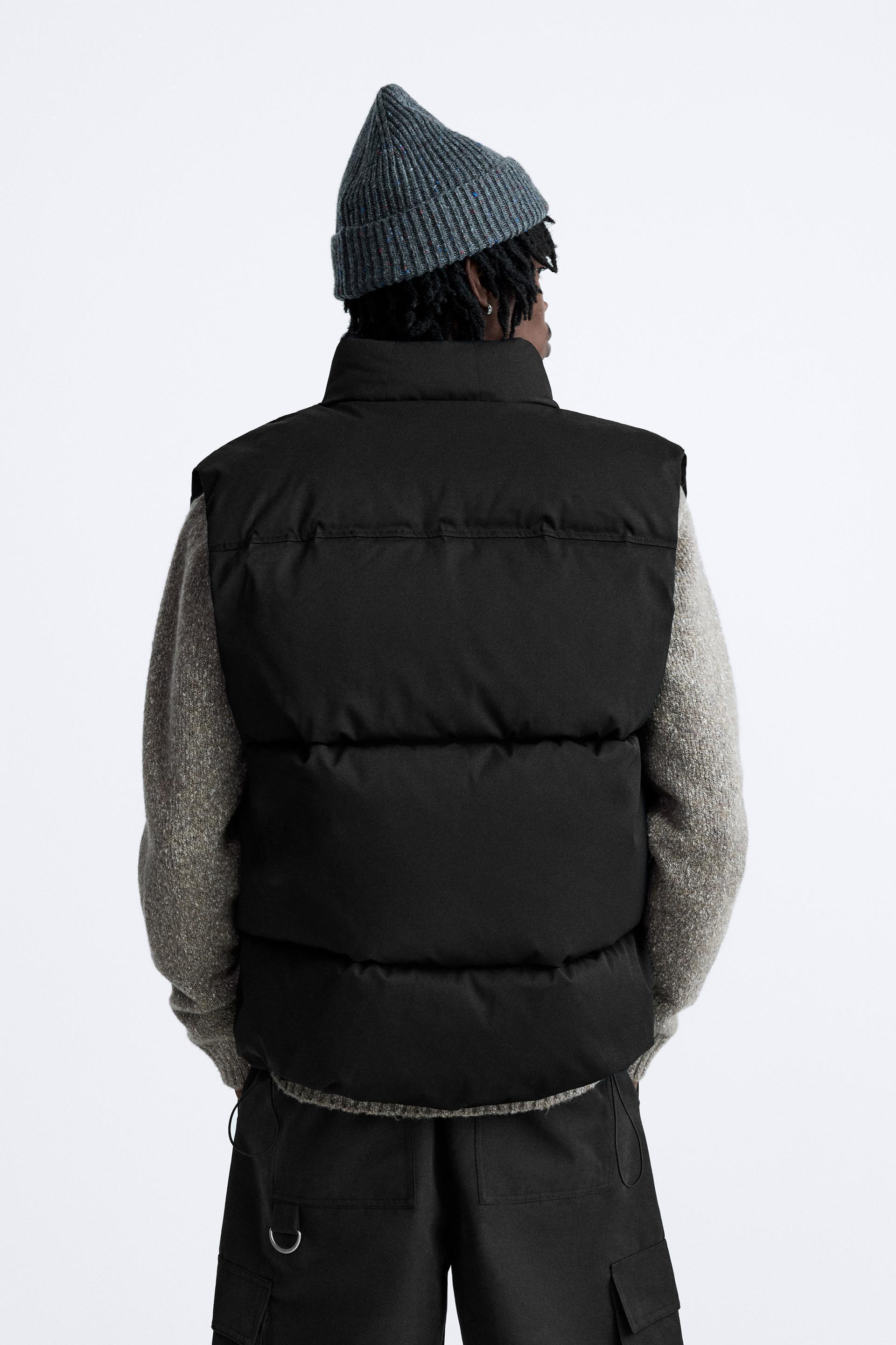 PUFFER VEST Product Image