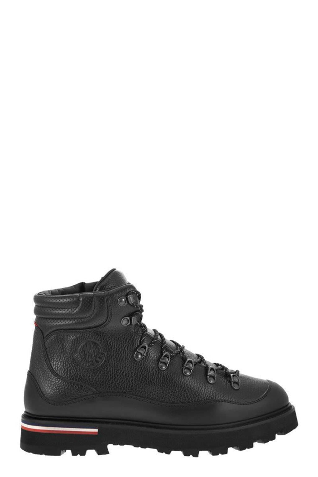 Peka Trek Hiking Boots In All Black Product Image