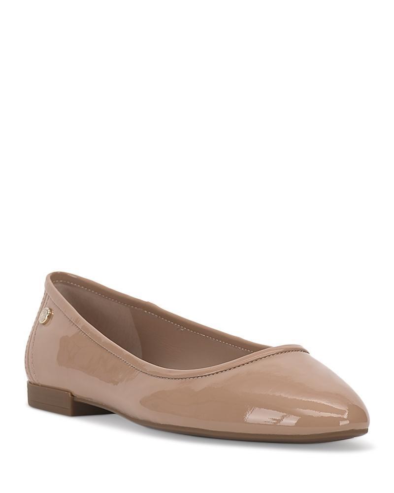 Vince Camuto Minndy Flat Product Image