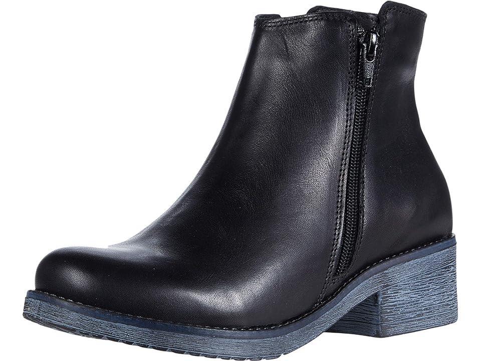 Naot Wander Water Resistant Leather) Women's Boots Product Image