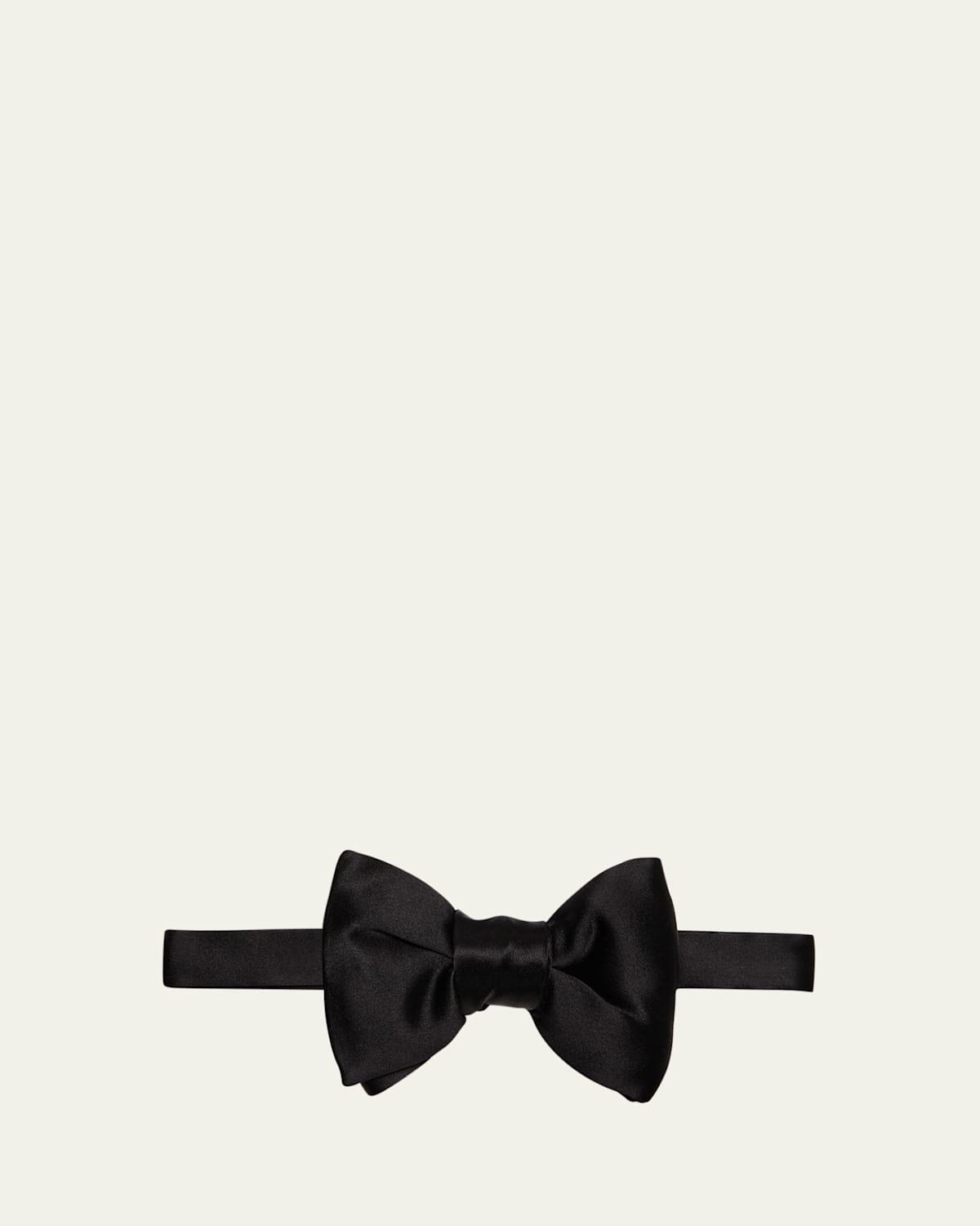 TOM FORD Pre-Tied Silk Twill Bow Tie in Black at Nordstrom Product Image